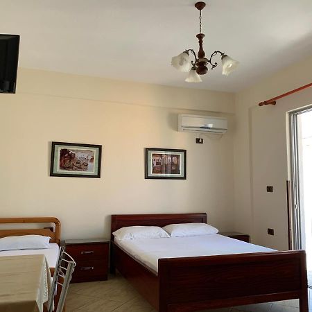 The First Hotel Saranda Eksteriør bilde